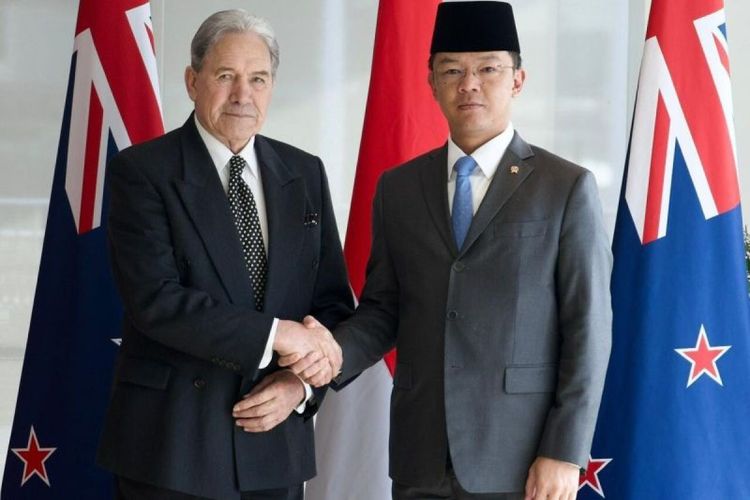 Kemlu-RI-Menlu-RI-Sugiono-Menlu-NZ-Winston-Peter-29082026.jpeg