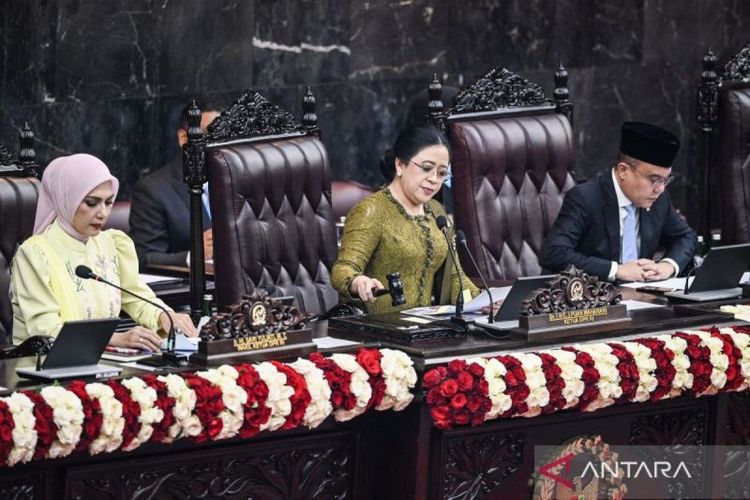 Rapat-Paripurna-masa-persidangan-I-DPR-140826-Ada-4.jpg