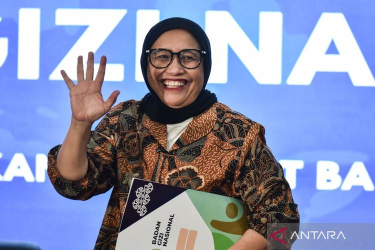 Konferensi-pers-Kepala-BGN-baru-040626-fah-1A.jpg